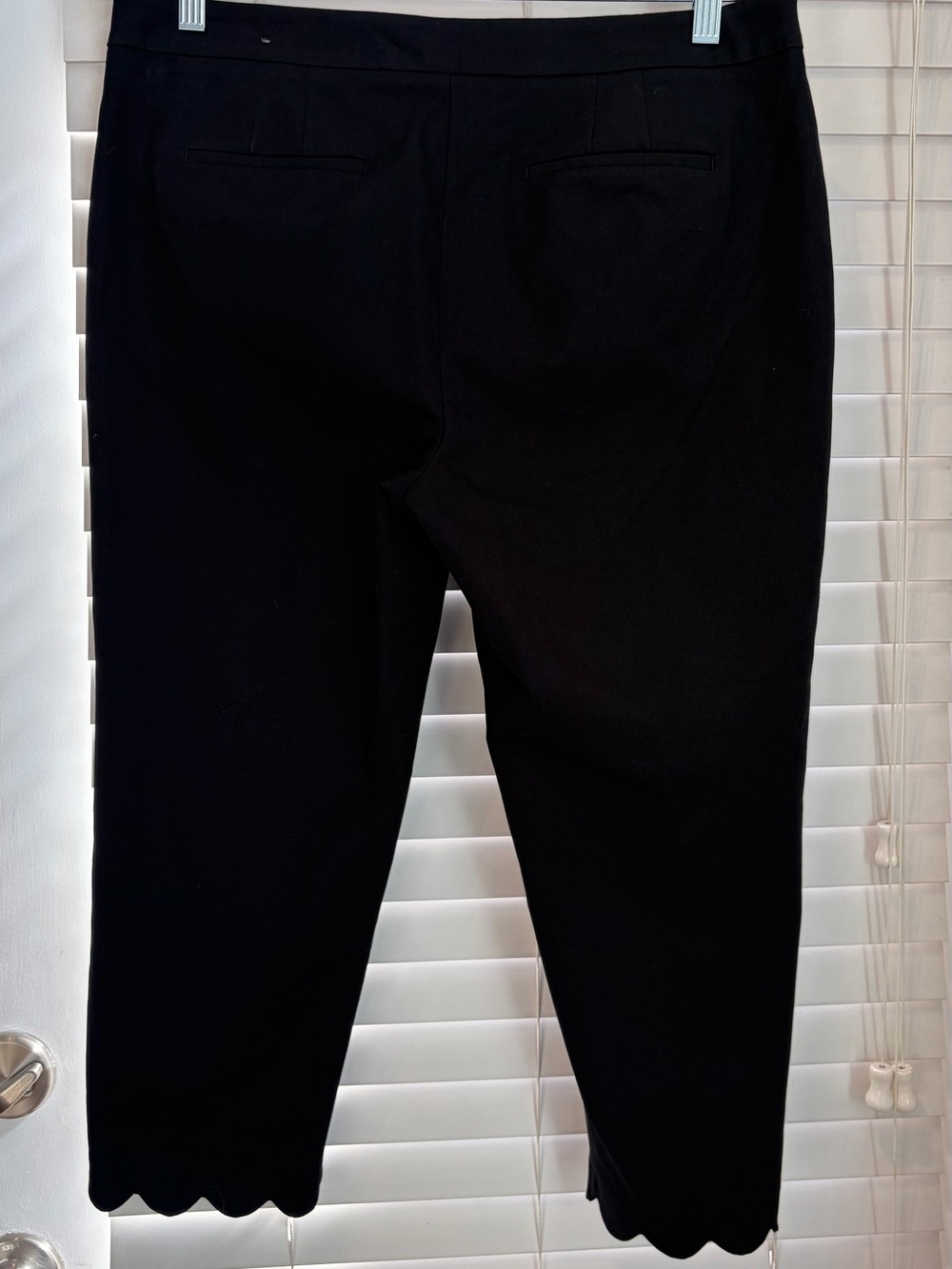Talbots Black Chatham Scallop Hem Crop Pants - Picture 4 of 5